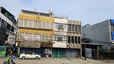 Lokasi Sangat Strategis, Dekat Bank BRI, dealer Honda, Season City Mall & Apartment, Pasar Teluk Gong 2, Atma Jaya Hospital, Sekolah Budi Agung, Dijual Ruko Jembatan Dua Bisa Buka Minimarket