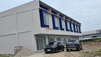 Cocok untuk Industri & Logistik, Dijual Gudang Baru 2 Lantai di Cikande Modern Bizhub - Lokasi Strategis Dekat Tol, Fasilitas One Gate System (24 jam), Keamanan & CCTV 24 jam , Area ibadah, Cafetaria, Jalan lebar & drainase tertata
