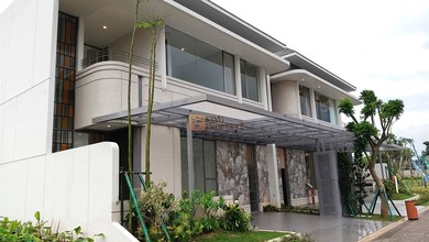 Kesempatan Langka, rumah Mewah di Gading Serpong, Tangerang, LB 198m²