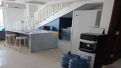 Selangkah Ke Neo Soho Mall, Fasilitas Keamanan 24 Jam, AC Central, Fitness Center, Function Hall, Taman, Shopping Center, Sky Terrace, Kolam Renang, 2 Lantai Small Office Neo Soho Podomoro City Furnish