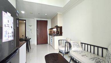 Fully Furnish, Fasilitas Kolam Renang, Playground untuk anak-anak, GYM, Supermarket, ATM Center, Fitness Center, Taman, Track Jogging, Tempat Parkir, Keamanan 24 jam, Disewa 3BR Apartemen Green Sedayu Taman Palem