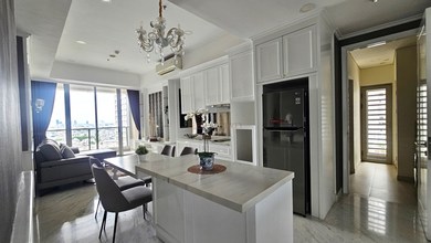 For Sale Apartemen Eksklusif di Tanjung Duren, Jakarta Barat, LB 135m²