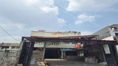 Dijual Rumah Besar 3 Lantai – Pinggir Jalan Raya Duri Kepa, Jakarta Barat