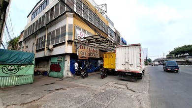 Ruko Gandeng Dijual di Jembatan Dua Raya Jakarta Utara Lokasi Ramai dan Komersial