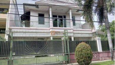 Rumah 2 Lantai Bagus Furnished SHM di Jalan Tomang City Garden Kebon Jeruk Jakarta Barat