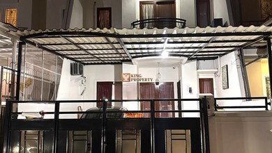 Penawaran Langka, rumah Mewah di Puri Indah, Jakarta Barat, LB 95m²