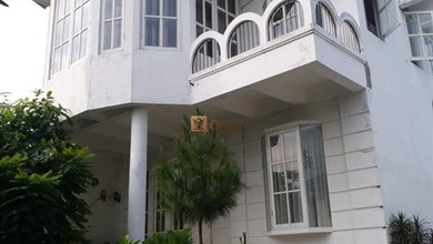 Hunian Mewah di Tebet, Jakarta Selatan, 7 KT, LT 252m²