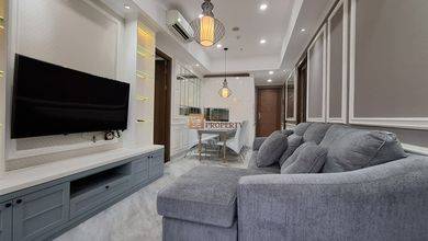 Disewa Apartemen Siap Tinggal 2 BR di Taman Anggrek, Jakarta Barat Lokasi Terbaik