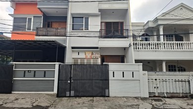 Disewakan Rumah Murah di Tomang, Jakarta Barat, LT 112m²