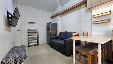 Sewa Apartemen Murah di Tanjung Duren, Jakarta Barat, LB 49m²