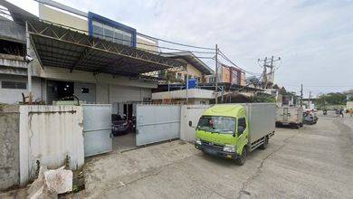 Dekat Cengkareng, Daan Mogot, Sebrang Green Sedayu Bizpark, Tersedia Pos Keamanan, Pintu Pagar, Folding Gate dan Pintu Kaca, Disewakan Gudang Semanan Megah Daan Mogot Jakarta Barat