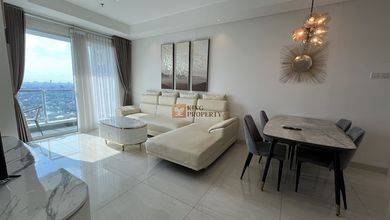 Hunian Ekslusif Strategis dengan Fasilitas Sauna, Kolam Renang, Whirlpool, Outdoor Playground, Billiards, Tennis Meja, Fitness Center dengan Alat Super Lengkap,  Dijual 3 Bedroom Condominium Grand Madison Podomoro City Central Park Jakbar