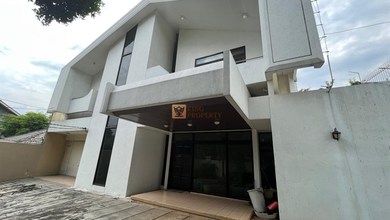 Rumah Modern area Kemang, Jakarta Selatan, Luas 950 m2