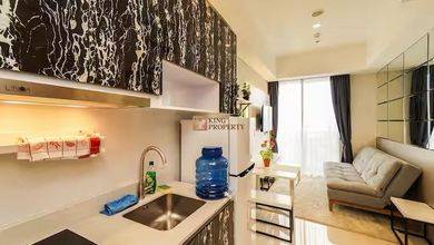 Disewa Apartemen Siap Tinggal 3 BR di Taman Anggrek, Jakarta Barat Lokasi Strategis