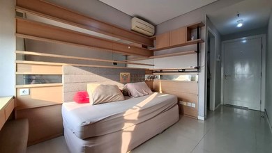 Disewakan Apartemen Terjangkau di Tanjung Duren, Jakarta Barat, LB 18m²