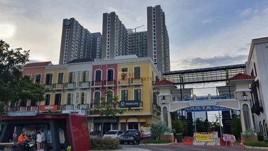 Strategis Segitiga Emas Jakarta (Sudirman, Thamrin, Kuningan) disewakan Office Space di ITC Kuningan Jakarta Selatan Akses 24 Jam, Bebas Biaya Overtime, Internet Ready Dekat Mall Ambassador Kuningan City Mall, Universitas Bakrie, RS Mayapada