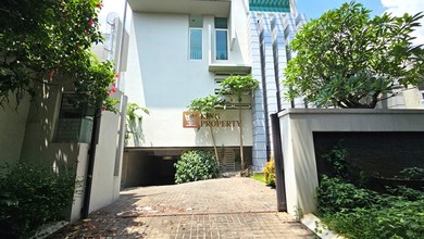 Hunian Mewah di Kawasan Kebayoran Lama, Jakarta Selatan, LB 460m², Harga 25 Miliar