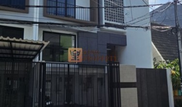 Hunian Mewah di Kawasan Jelambar, Jakarta Barat, LB 105m², Harga 4 Miliar