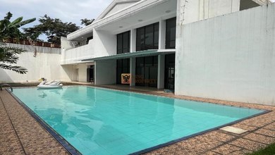 Rumah Elit LT 705 m2, area Kemang, Jakarta Selatan